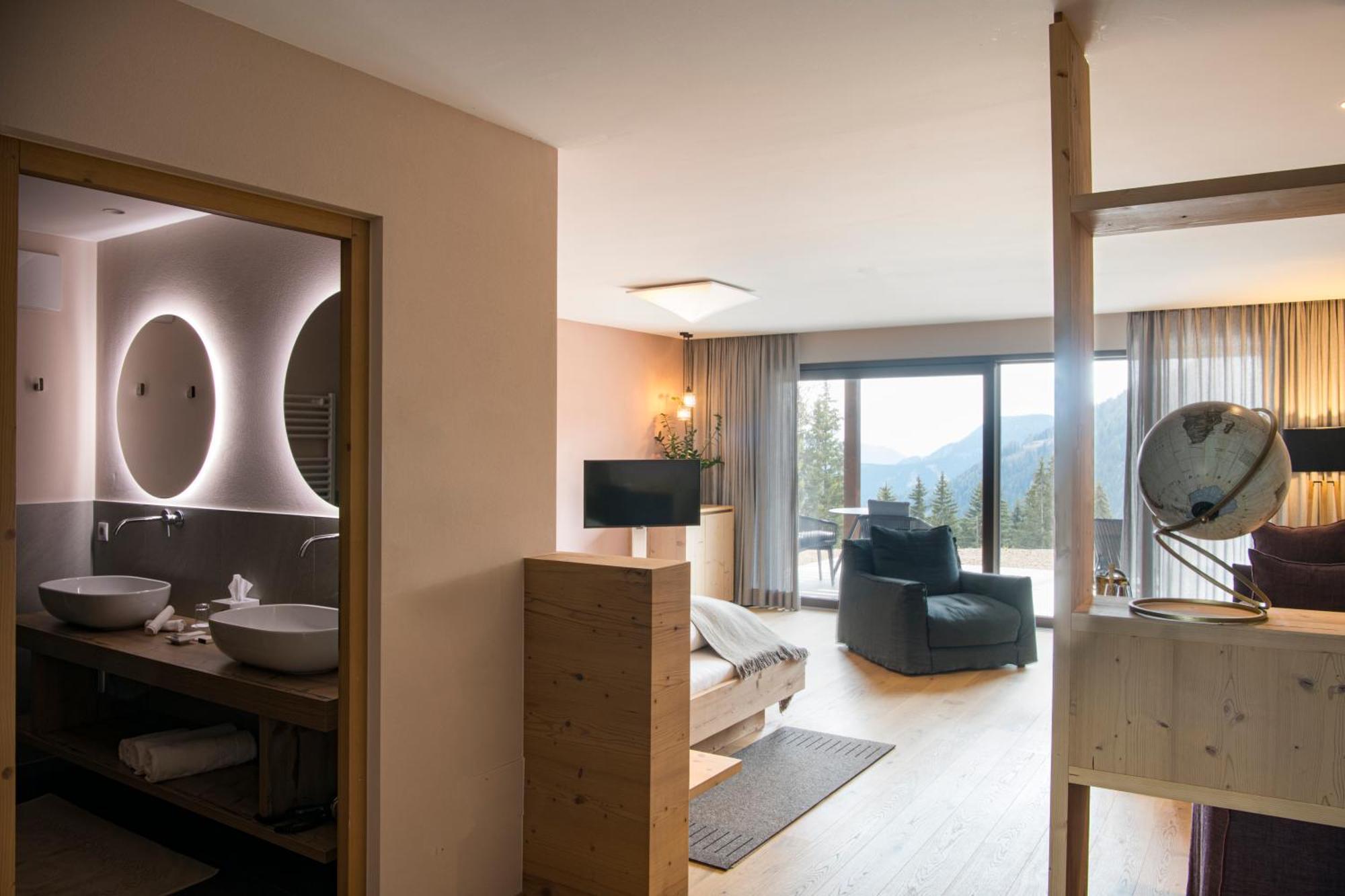 Terra - The Magic Place Relais & Chateaux Sarentino Exteriör bild