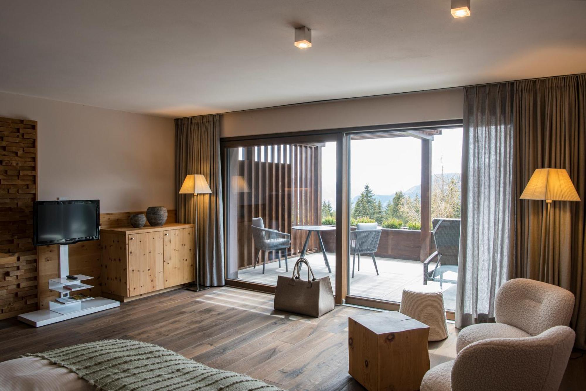 Terra - The Magic Place Relais & Chateaux Sarentino Exteriör bild